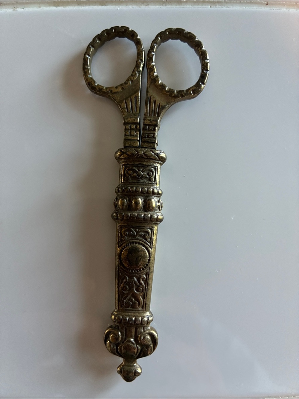 Antique-Style Ornate Scissor Candle Wick Trimmer - Brass Tone - Picture 1 of 4